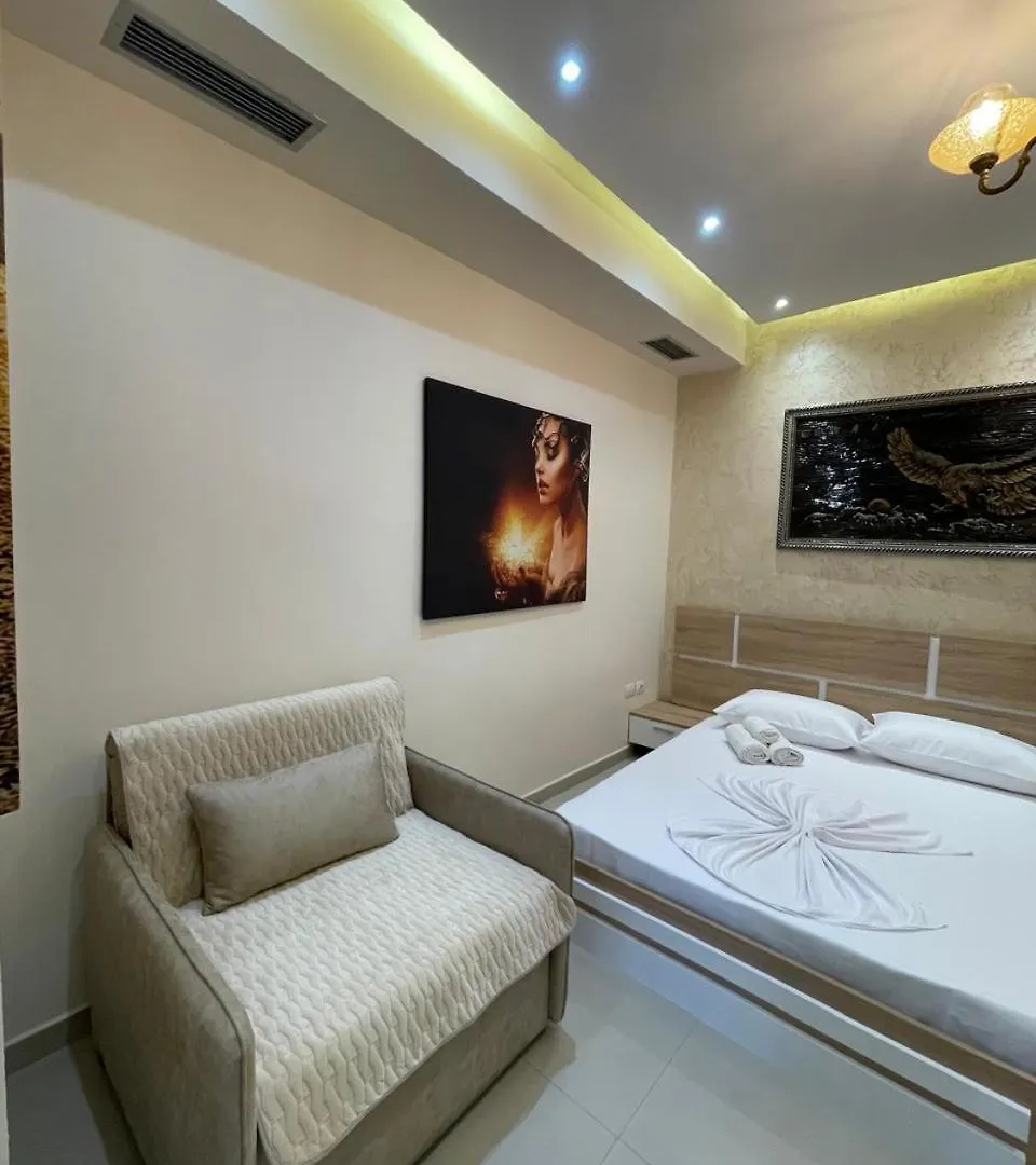 Sense Apts Tirana 0*,  Albania