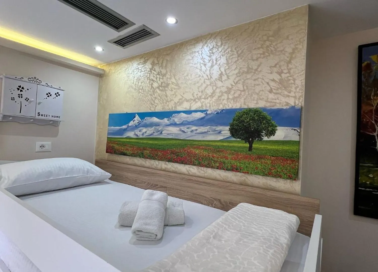 Sense Apts Tirana Albania